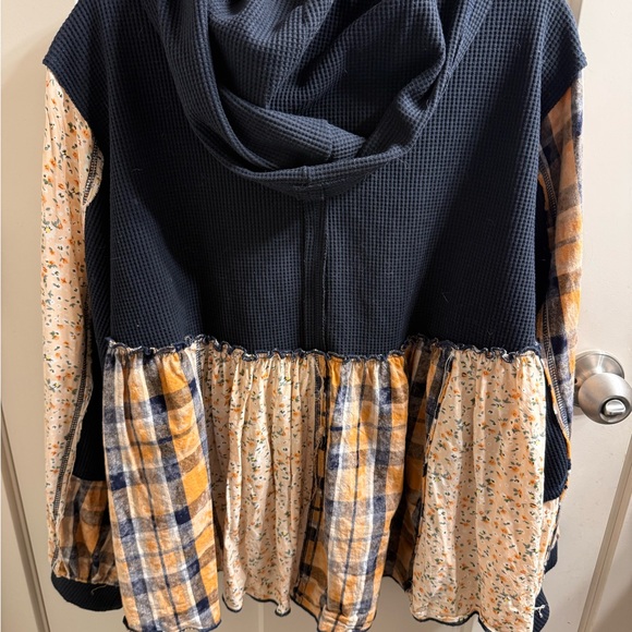 POL - Women's Navy and Yellow Plaid Jacket Size M - Picture 2 of 15